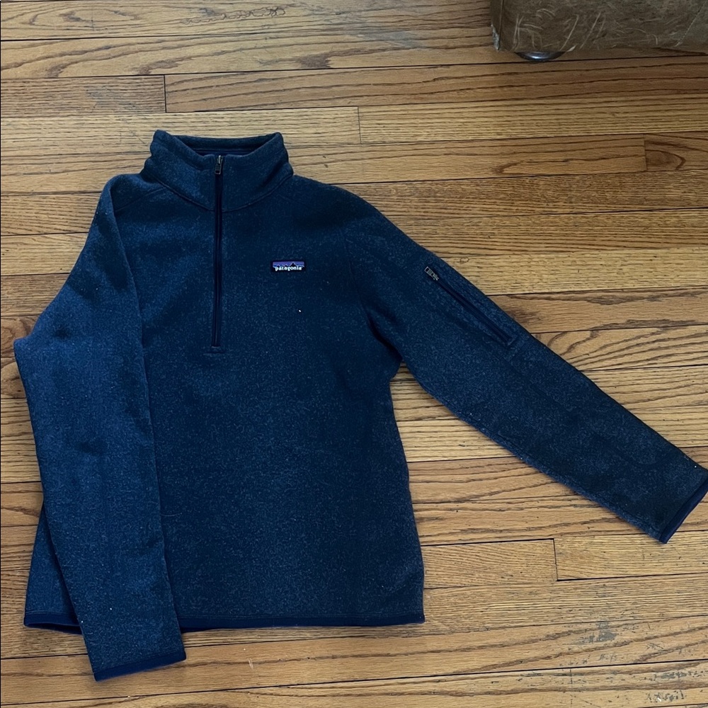Patagonia Women's Navy Quarter zip Sweater